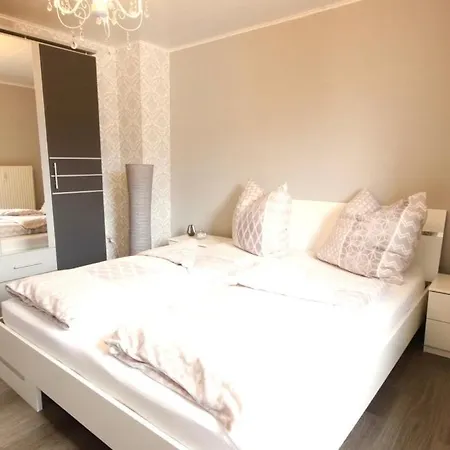 בית נופש Ferienhaus Debrenti - *