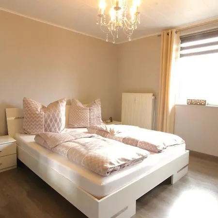 בית נופש Ferienhaus Debrenti - *