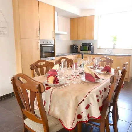 Ferienhaus Debrenti - *